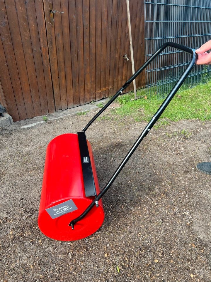 Rasenwalze Gartenwalze Planierwalze mieten bei Deichbar