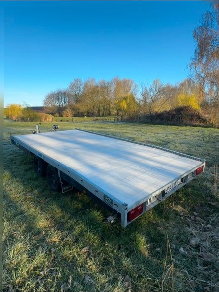 3 T Autotrailer Pkwtrailer Plattformanhänger mieten bei Deichbar – 3