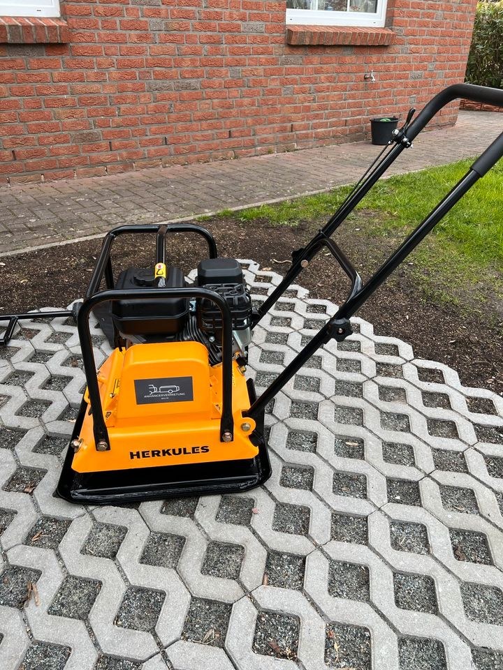 Rüttler Rüttelplatte Gummimatte 88kg mieten bei Deichbar