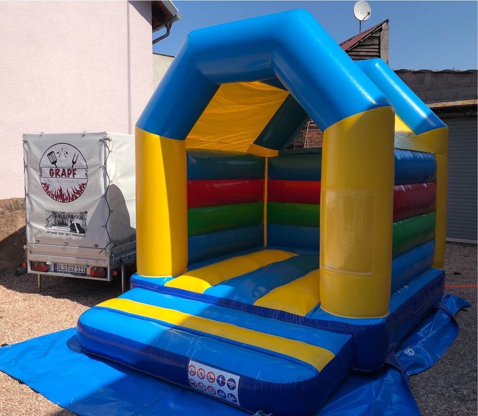 Hüpfburg Trampolin Kinder mieten in Saarwellingen