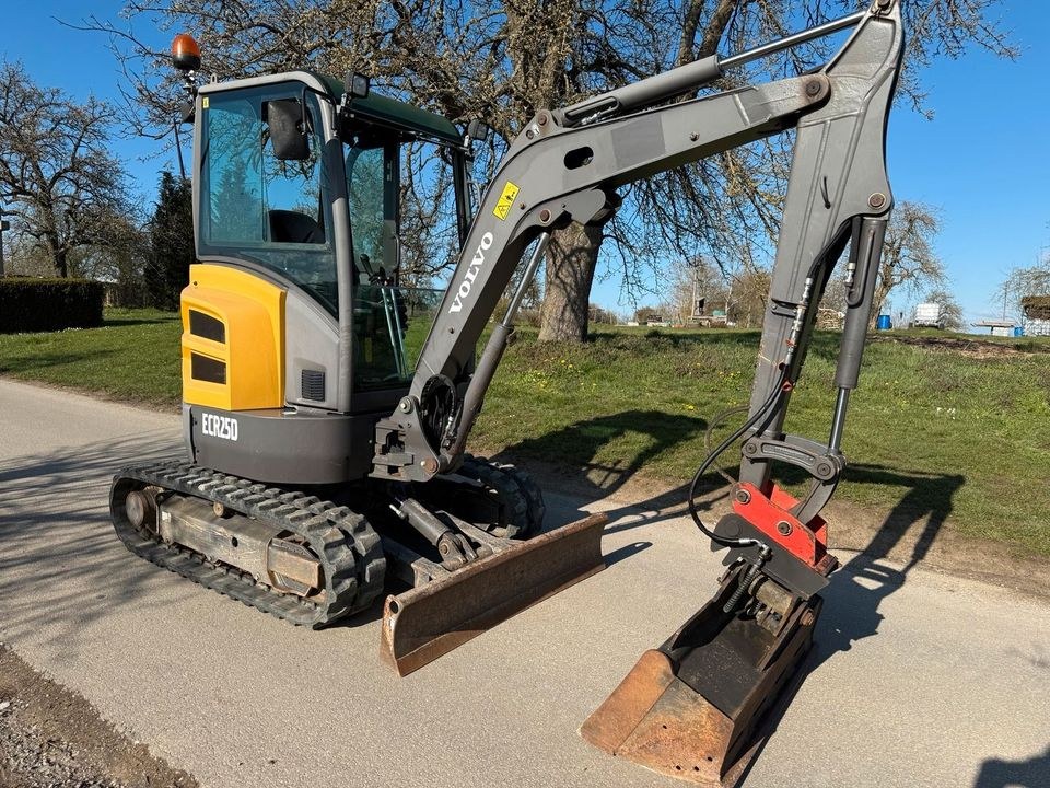Minibagger 2,7t mieten bei DH – für Garten, Einfahrt & Fundament – 2