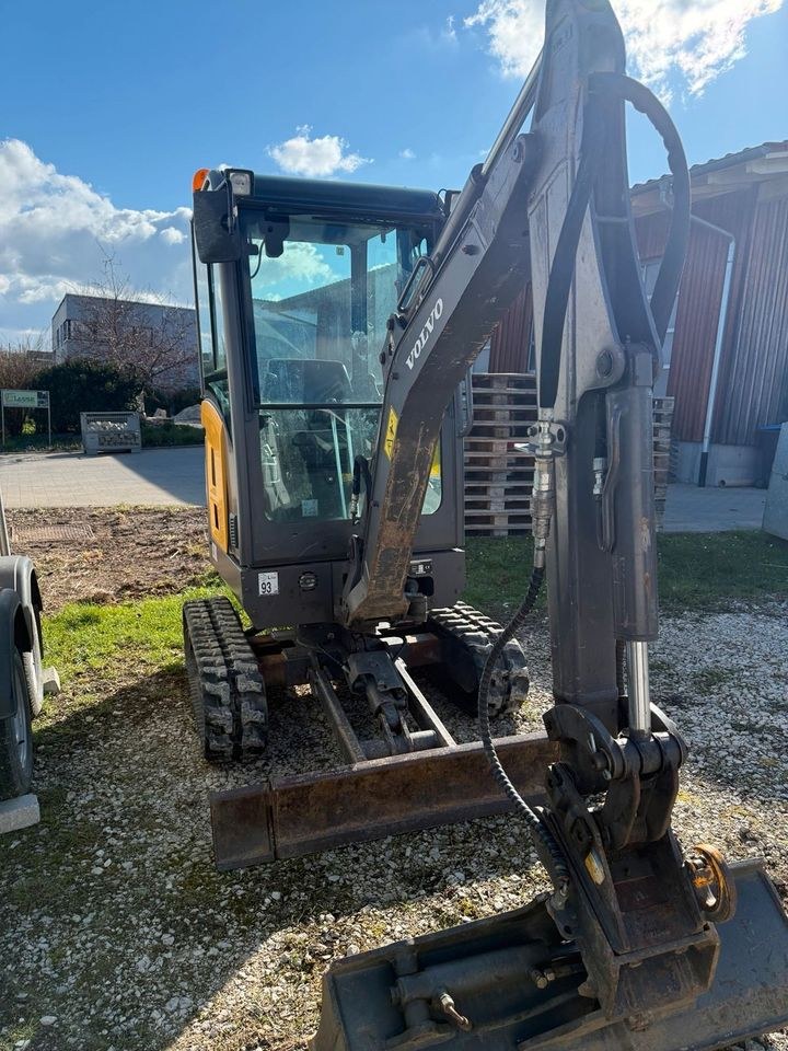 Minibagger 1,8 t mieten bei DH – für Garten, Einfahrt & Fundament – 2