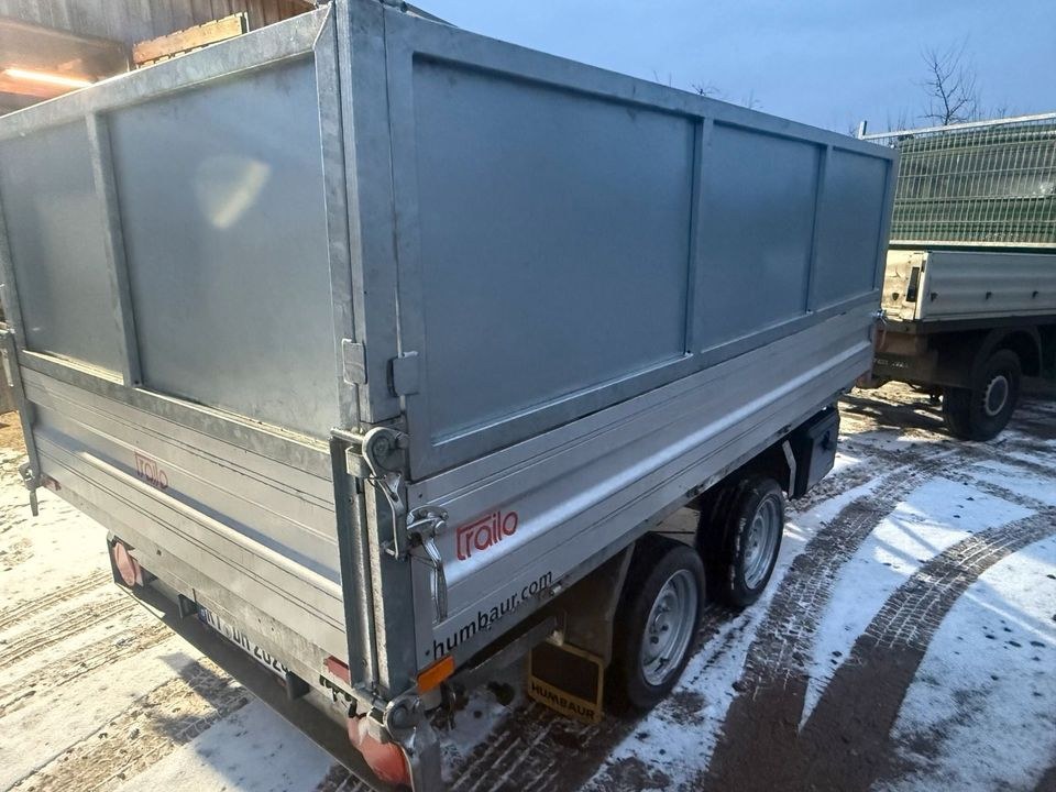 3 Seitenkipper Autoanhänger mieten bei DH – für den Fahrzeugtransport