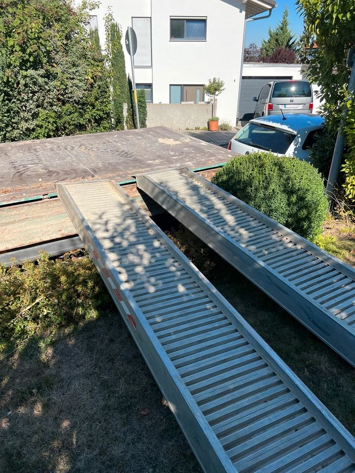 Auffahrrampen 2 4,0m mieten bei DH – für die Baustelle