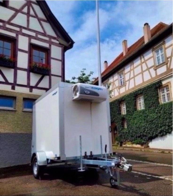 Kühlanhänger Getränkekühlanhänger mieten bei DH