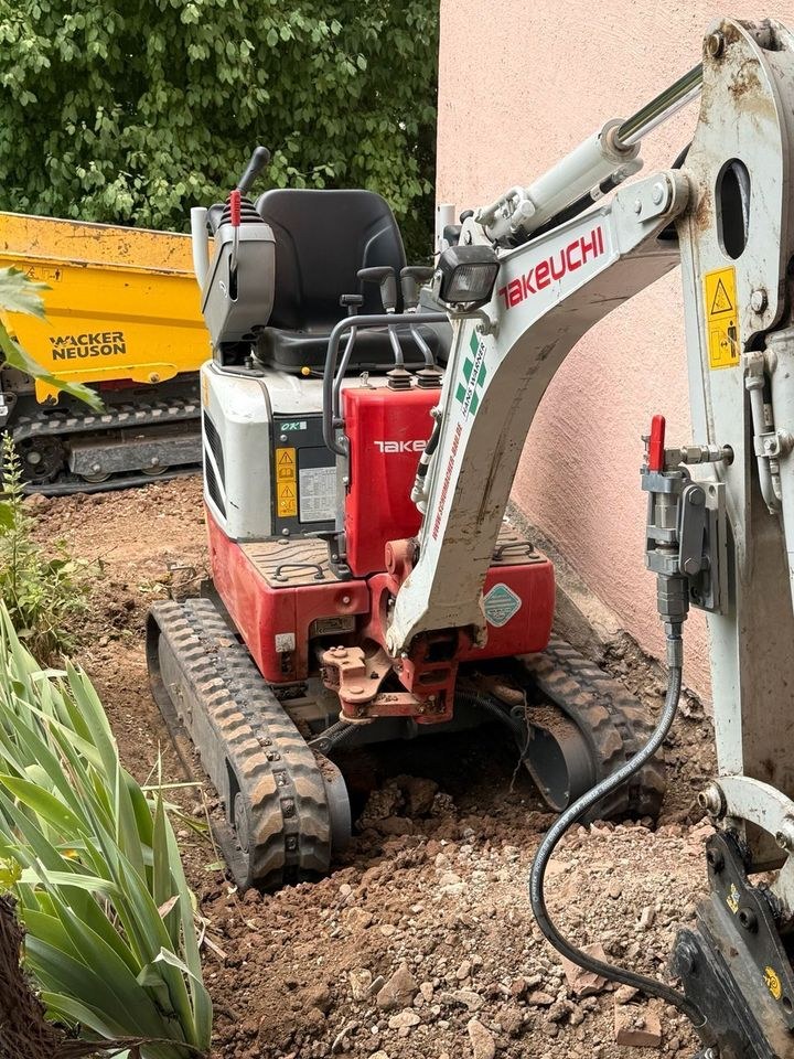 Minibagger Bagger Dumper Rüttelplatte mieten bei DH – 2