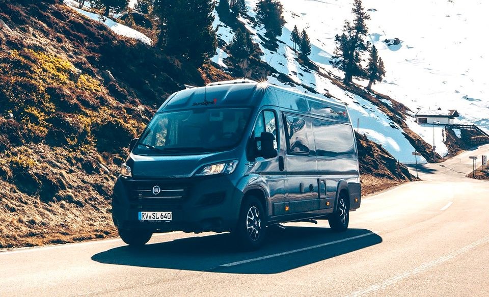 KLIMA LÄNGSBETTEN Wohnmobil Kastenwagen Camper mieten in Paderborn