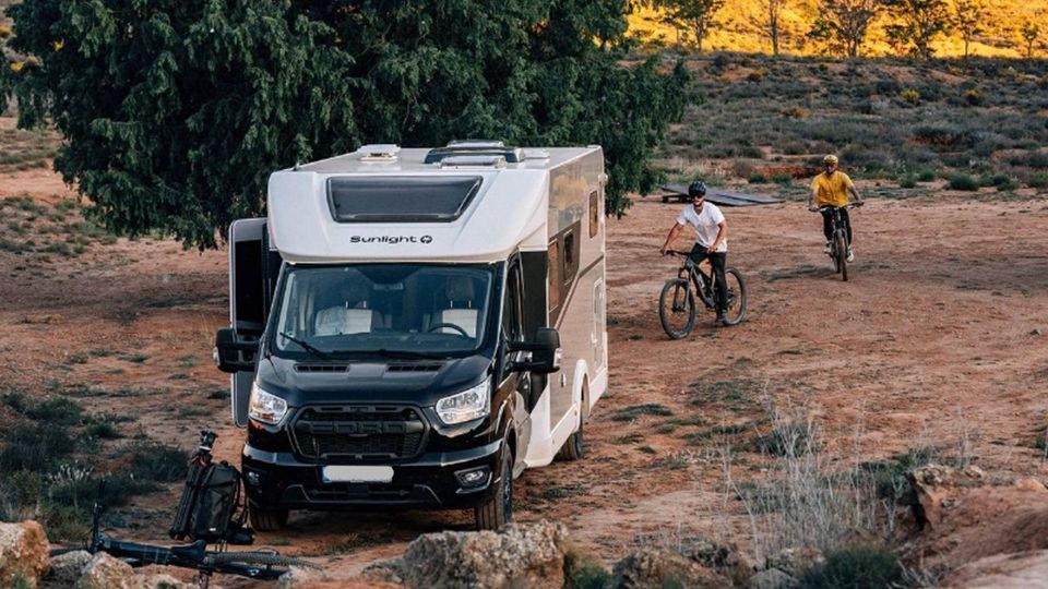 Teilintegriert TV SAT AUTOMATIK Wohnmobil Camper mieten in Paderborn – 2