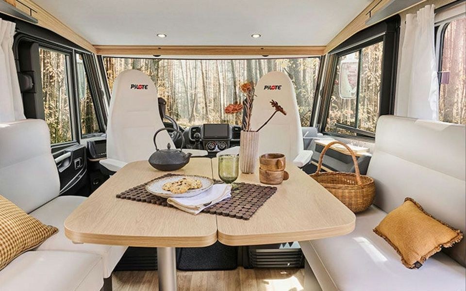 Solar Automatik TV Vollintegriert Wohnmobil mieten in Paderborn – 4