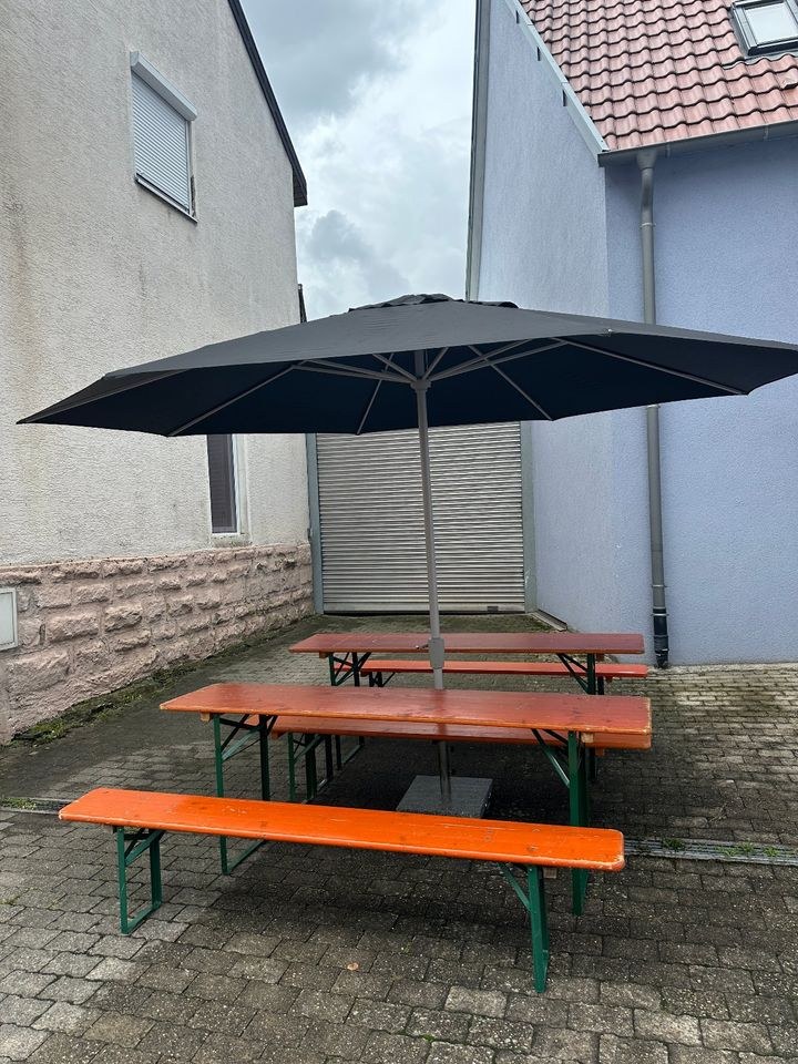 Sonnenschirm Schirmständer Pavillon mieten bei Lucios Vermietung