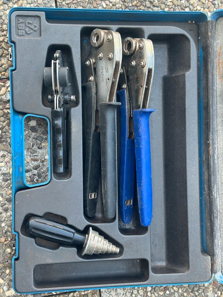 GEBERIT Mepla HandPresszange Schere Set 16 20 mieten in Heilbronn – 3