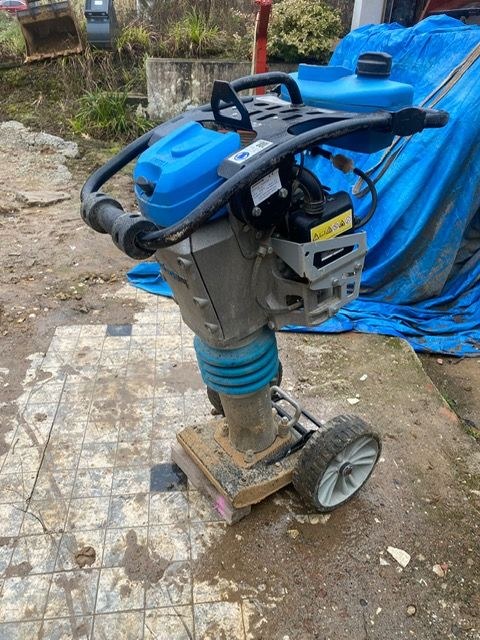 Vibrationsstampfer Stampfer Weber SVR 620 mieten in Heiligenhaus