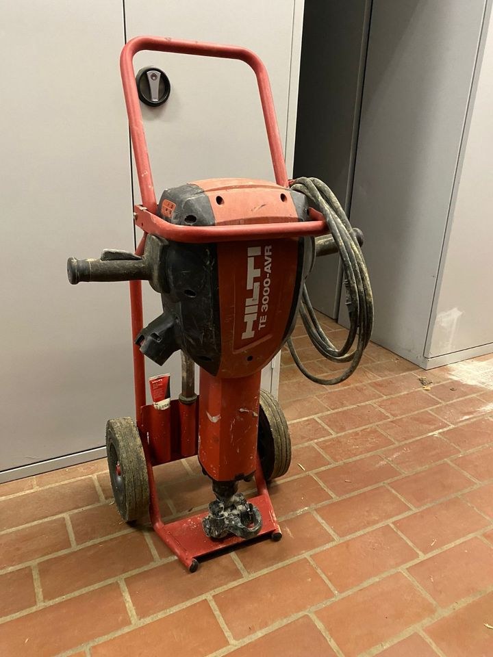Hilti TE 3000 AVR Abbruchhammer Stemmhammer mieten in Heiligenhaus
