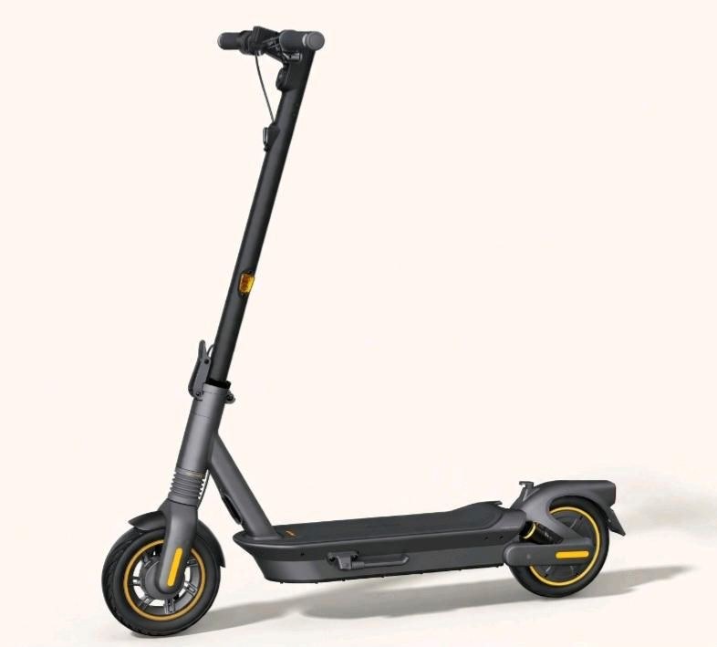 E Scooter Segway Ninbot Max G2D mieten in Klötze