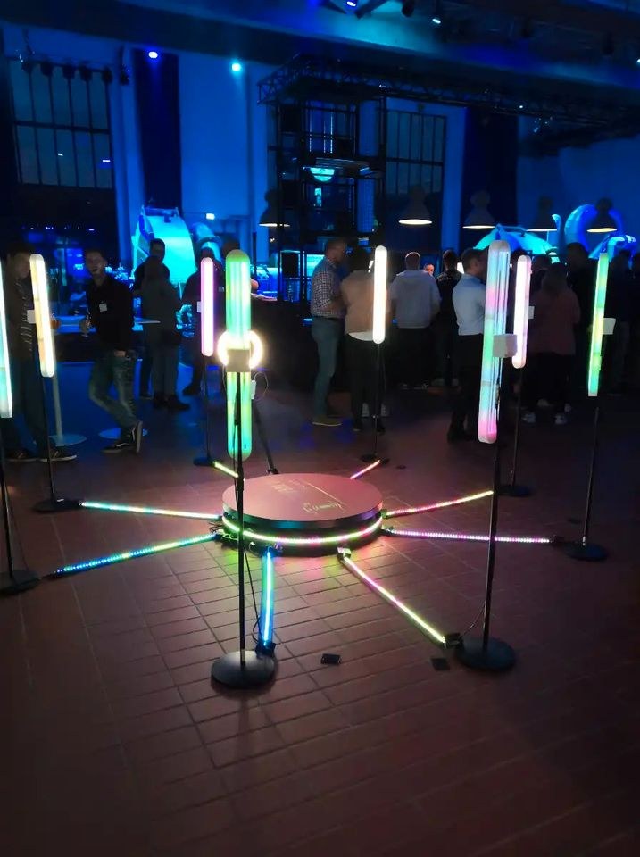 360 Grad Video Booth mieten bei DJ Luca Luca Lodder – das Besondere