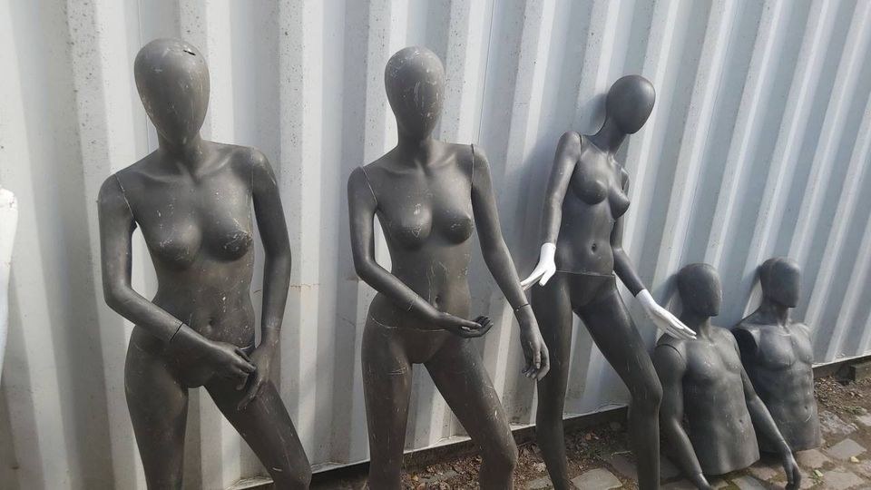 Schaufensterpuppen mieten bei Mietprinz – das Besondere