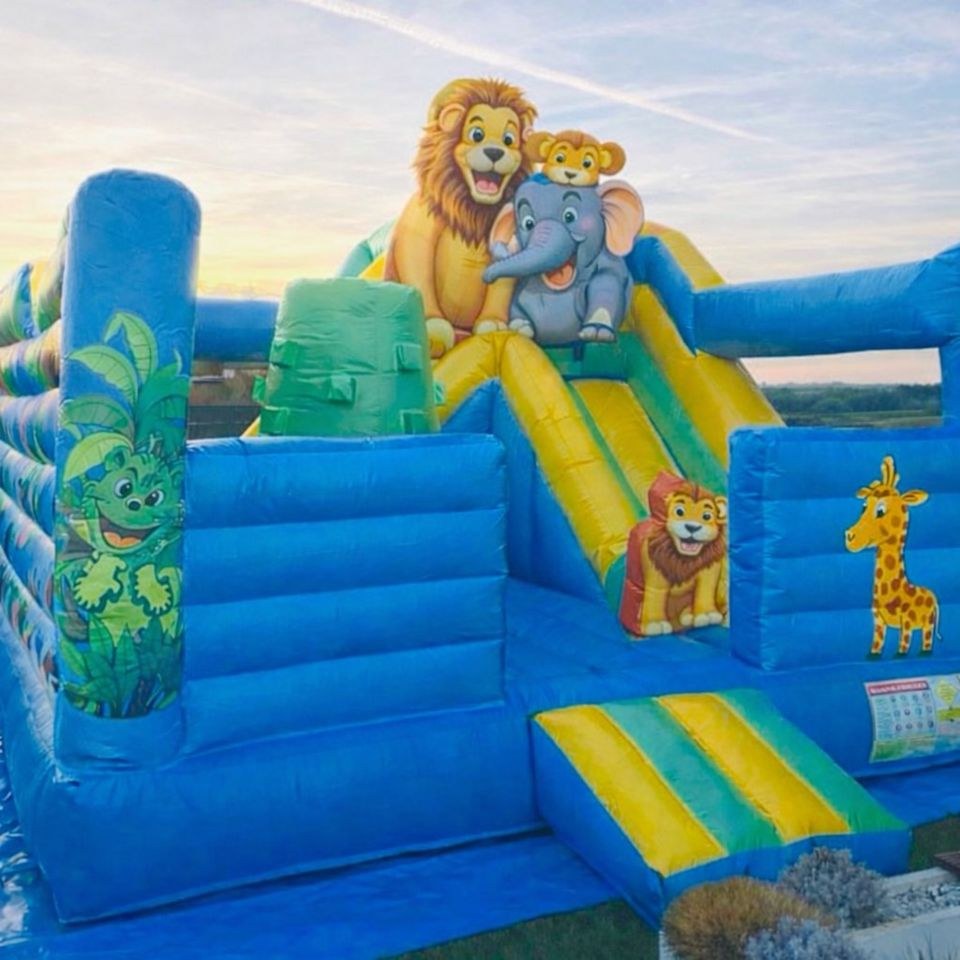 Hüpfburg Hüpfspaß Springen Kinder Even mieten in Lünne – für Ihr Fest
