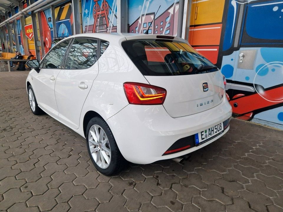 Auto PKW Automatik Seat Ibiza FR Leihwagen KFZ mieten in Essen – 3