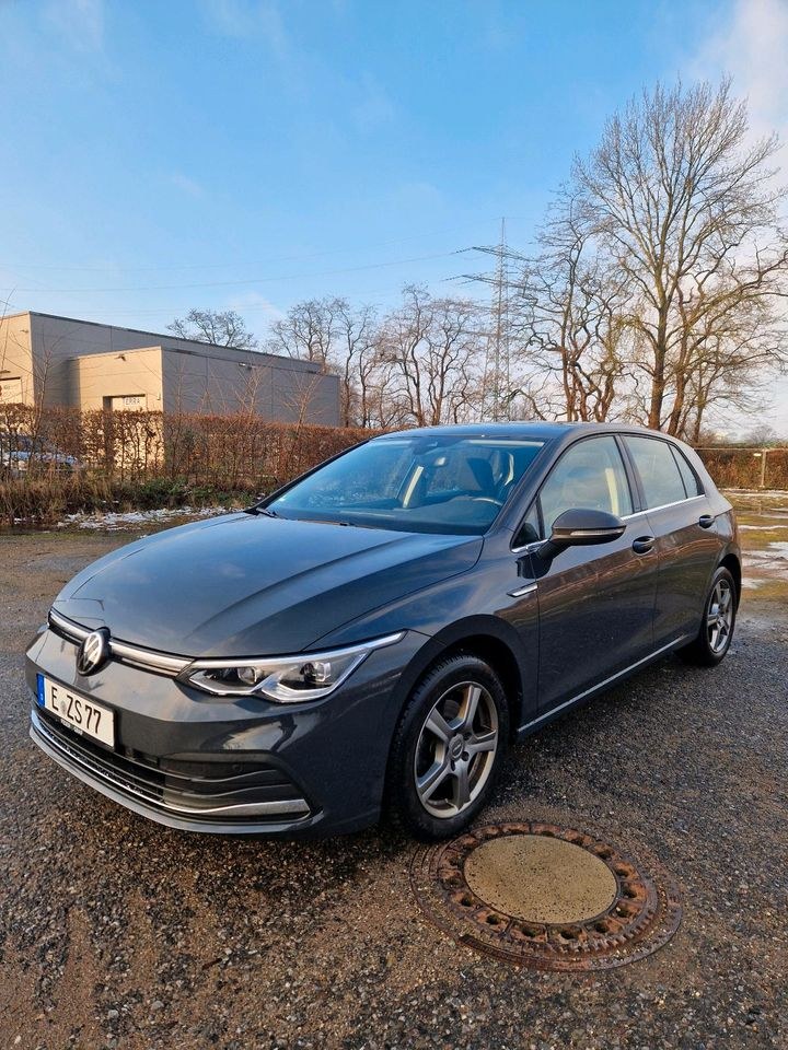 Mietwagen VW Golf 8 Diesel Automatik PKW mieten in Essen – fair mieten – 2