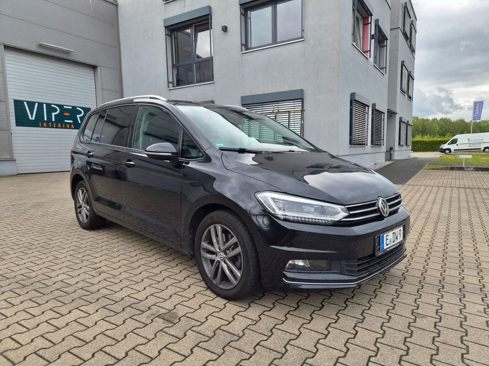 Auto Mietwagen PKW auf Zeit 7 Sitzer VW Touran mieten in Essen – 3