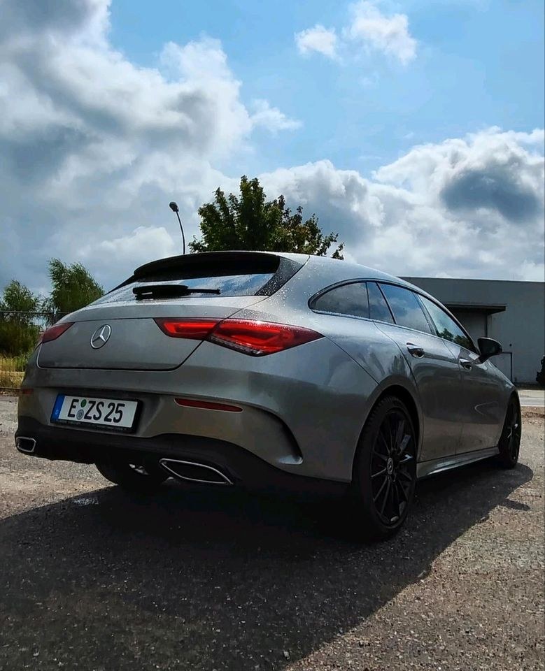PKW Mercedes CLA AMG Line Automatikwagen mieten in Essen – 3