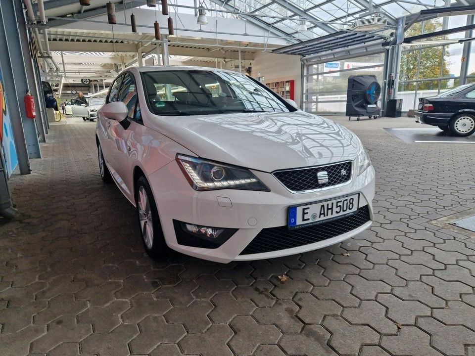 Auto PKW Automatik Seat Ibiza FR Leihwagen KFZ mieten in Essen – 2
