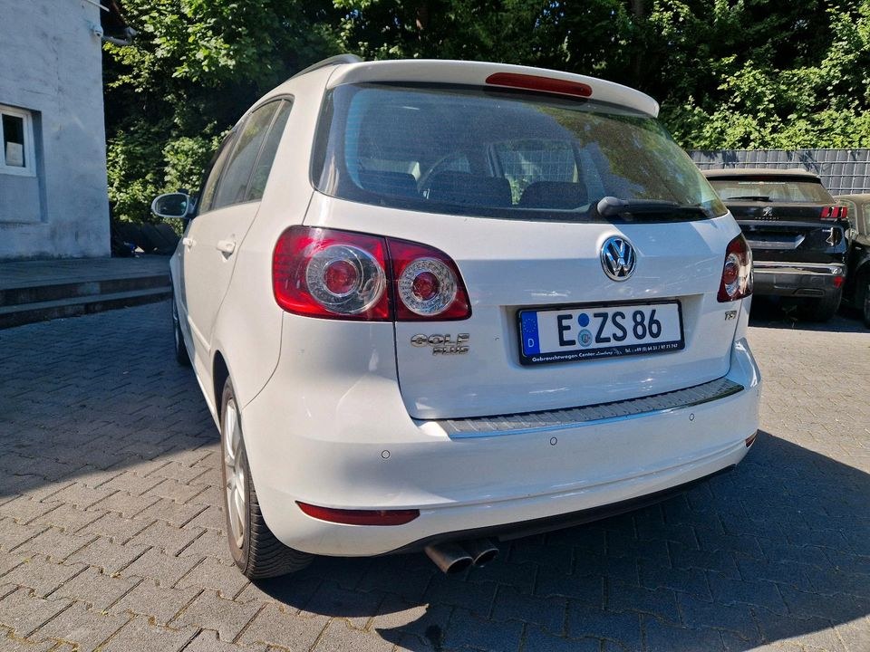Auto PKW Leihwagen Automatik VW Golf Plus mieten in Essen – 3