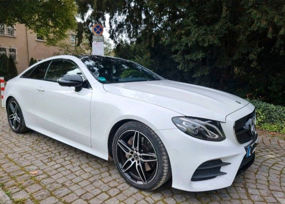 Auto KFZ Mercedes Benz E300d Coupe AMG Line mieten in Essen – 3