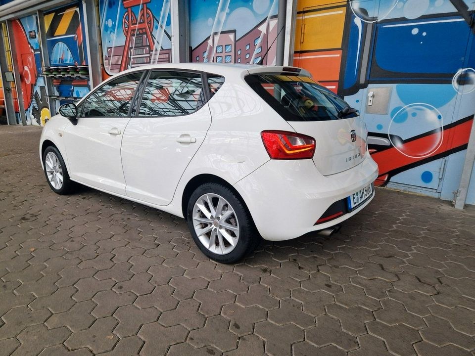 Auto PKW Automatik Seat Ibiza FR Leihwagen KFZ mieten in Essen – 4
