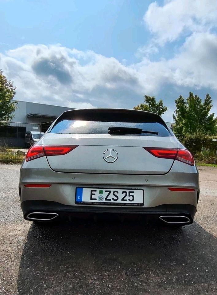 PKW Mercedes CLA AMG Line Automatikwagen mieten in Essen – 2