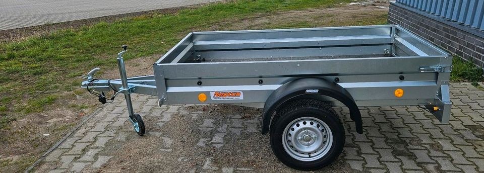 Anhänger 750kg mieten bei Kraus Bohrtechnik – für Umzug & Baumarkt