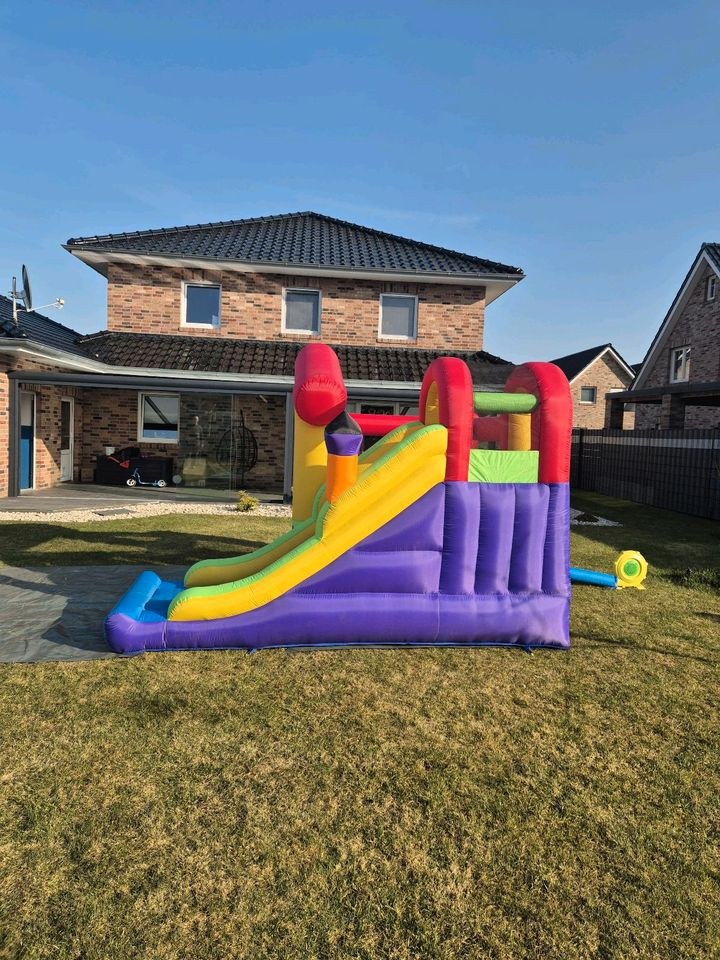 Hüpfburg mieten bei Kraus Bohrtechnik – Hüpfspaß für jede Feier – 2