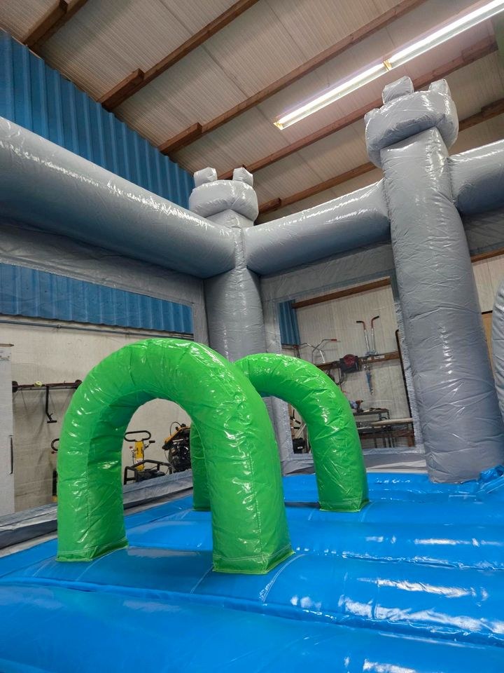 Hüpfburg Drachen Burg mieten bei Kraus Bohrtechnik – 3
