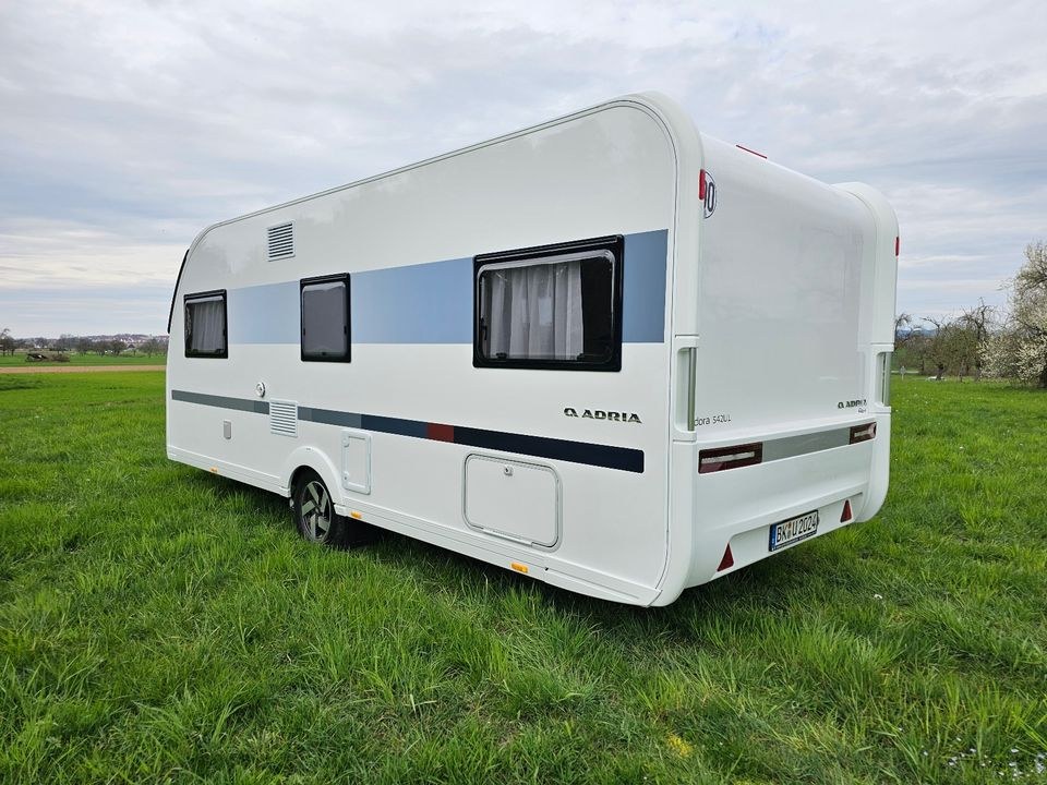 Adria Adora 542 UL Wohnwagen Klima Mover mieten bei Alex Reisemobile – 3