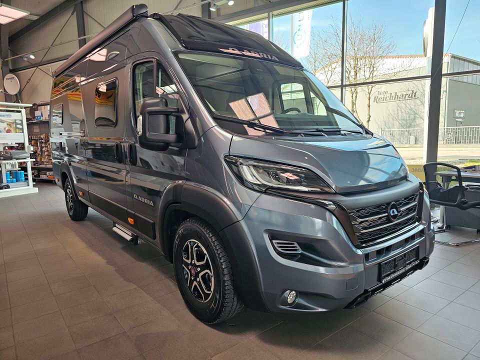 Camper Wohnmobil Adria Twin 640 SGX Supreme mieten in Backnang