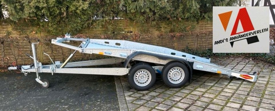 Auto Trailer Plattform Bau Tieflader Traktor mieten in Merchweiler