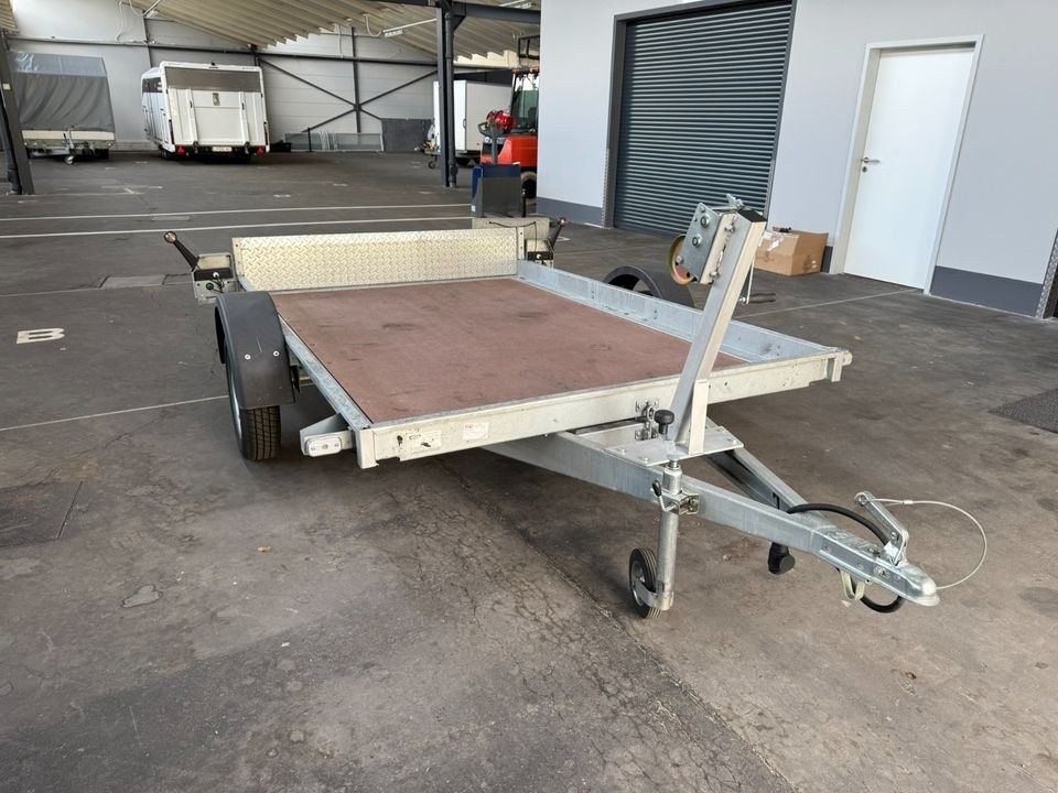 PKW Anhänger Uni motorradanhänger kippbar 750kg mieten