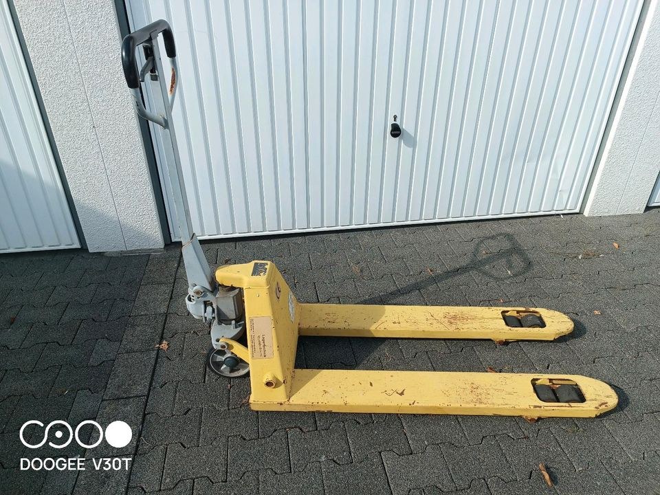 Paletten Hubwagen Armeise Gabelhubwagen mieten in Mengede – 2