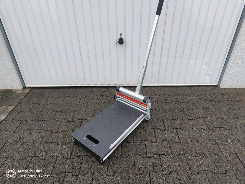 Laminatschneider Vinyl Pannel schneider mieten in Mengede – 2