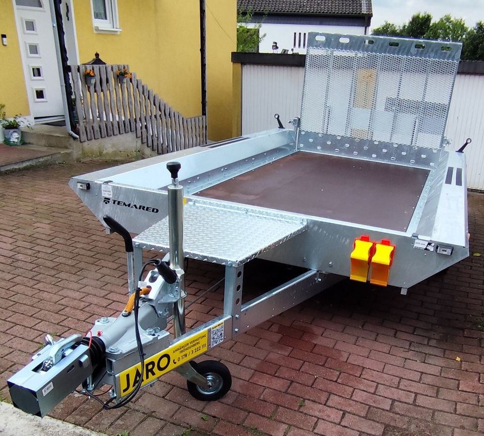 Baumaschinentransport Anhänger mieten bei JARO Anhängervermietung