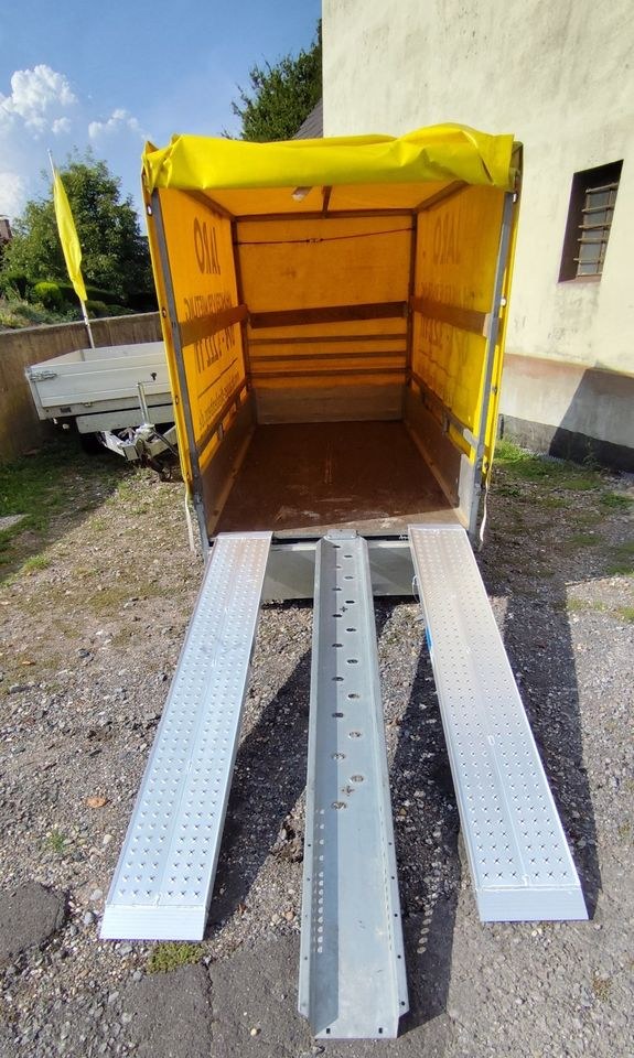 Anhänger 3 rädrige Fahrzeuge mieten bei JARO Anhängervermietung