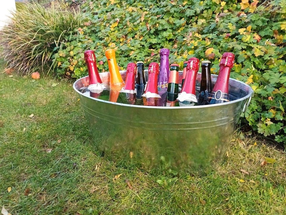 4x unters Getränkekühler Hochzeitsdeko mieten bei Areletia-Weddings – 3