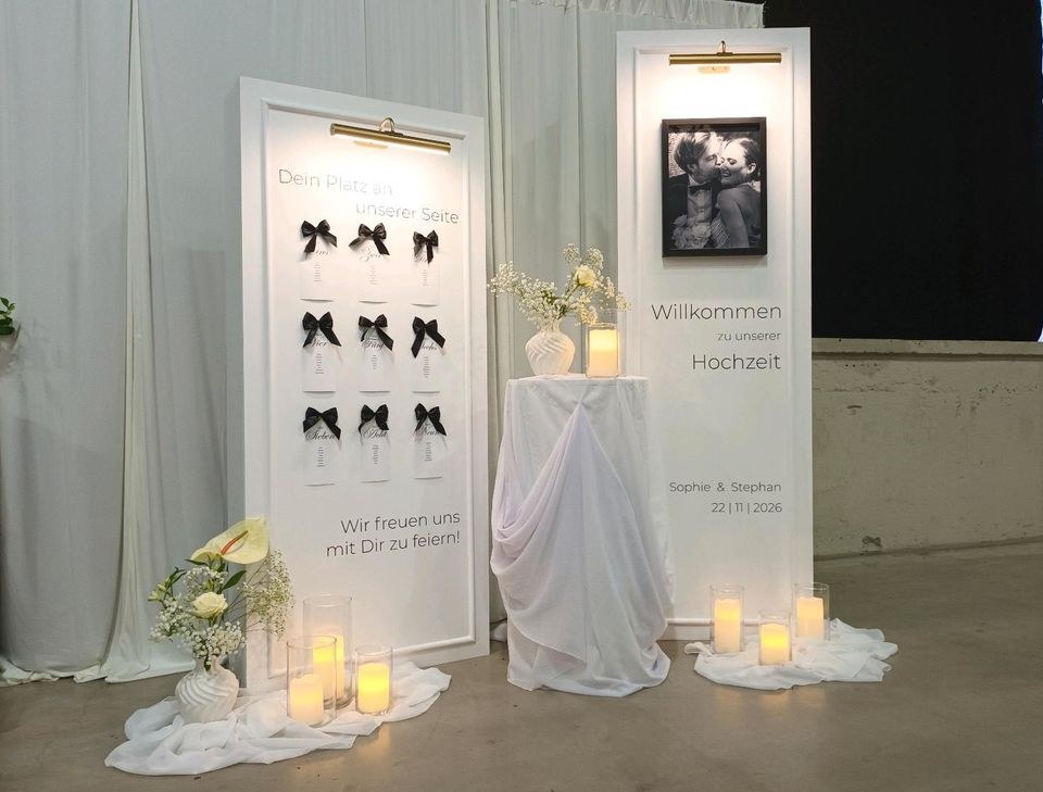moderne Willkommensschild Sitzplan Kombi mieten bei Areletia-Weddings