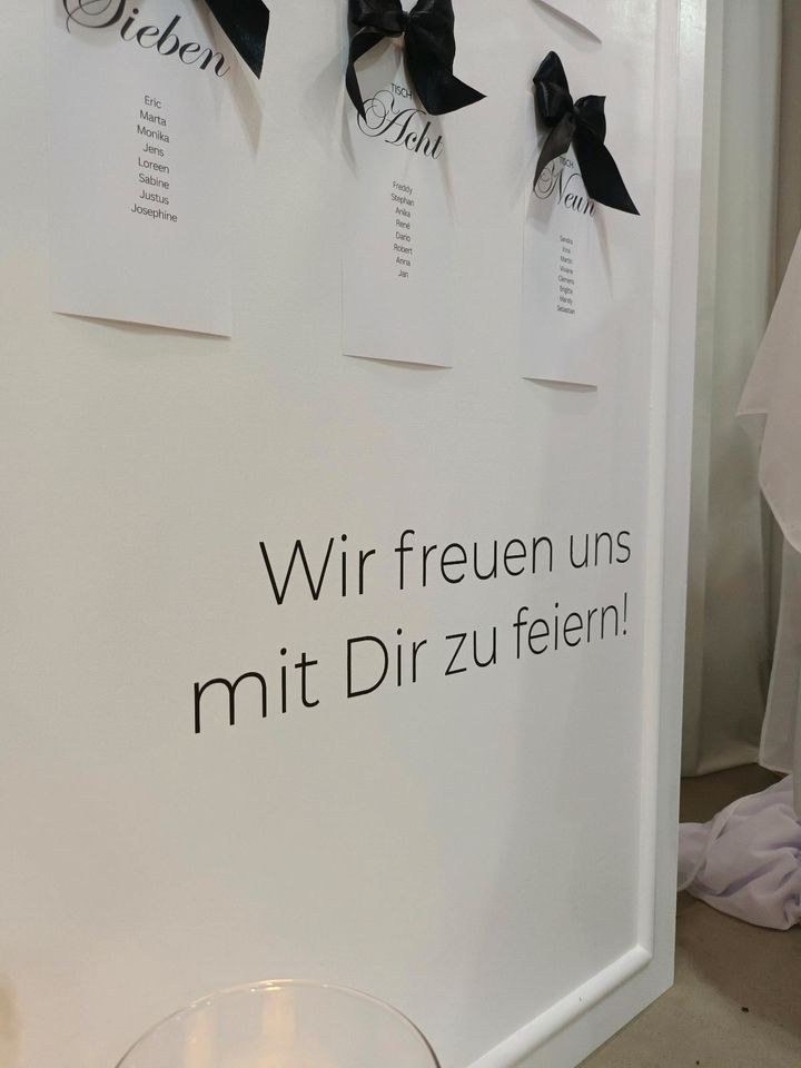 moderne Willkommensschild Sitzplan Kombi mieten bei Areletia-Weddings – 3
