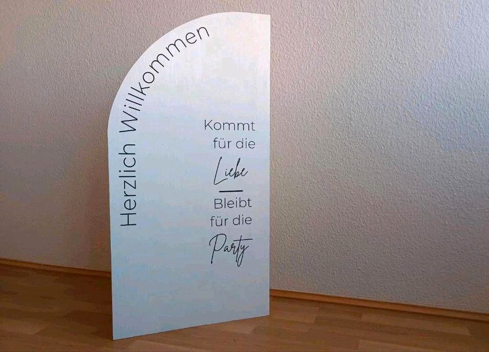 Sitzplan Willkommensschild Fotowand mieten bei Areletia-Weddings – 3