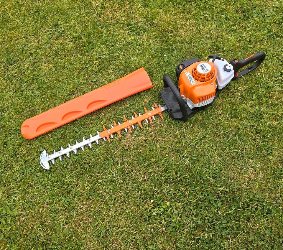 Heckenschere Profi Stihl HS82R HL94 HSA 40 mieten in Wennigsen