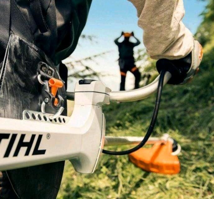 Profi Freischneider Wiese mähen Stihl FS 461 mieten in Wennigsen – 3