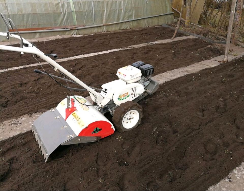 Profi Gartenfräse 50cm Umkehrfräse Bodenfräse mieten in Wennigsen