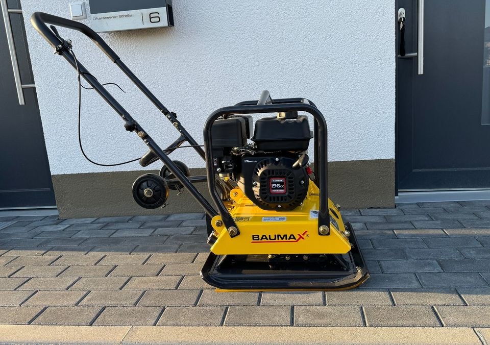 Rüttelplatte Baumax VP16 44 102 kg Modell 2024 mieten in Weinböhla – 4