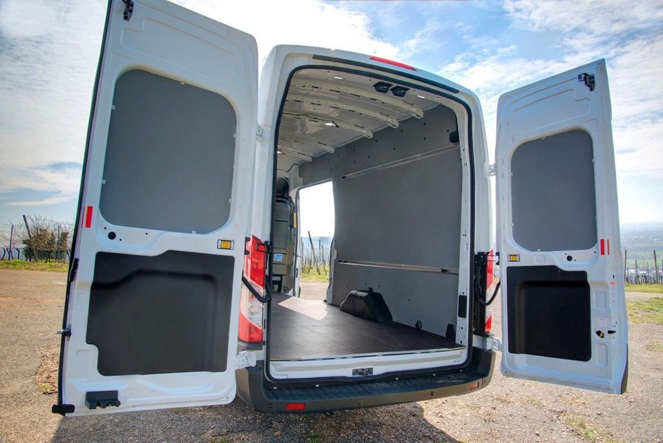 Transporter Sprinter Umzugswagen Ford Transit mieten – 3